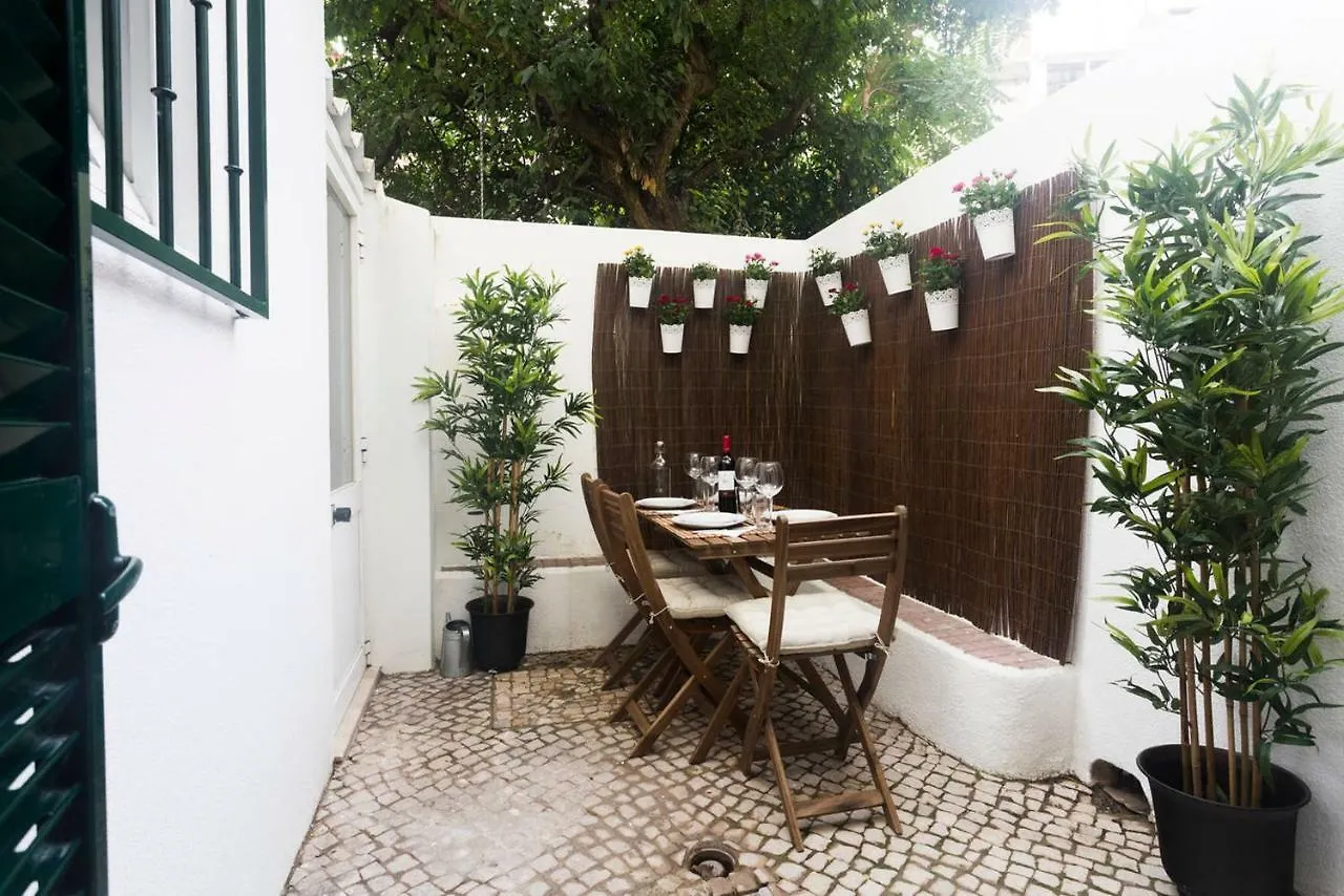 Апартаменты Ola Lisbon - Terrace Principe Real II